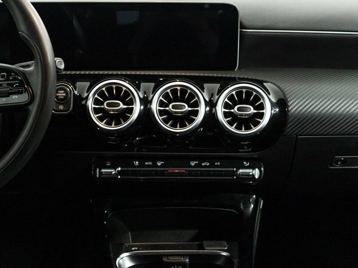 Mercedes-Benz A-Класс б/у, 2018, Роботизированная. Фото: #13