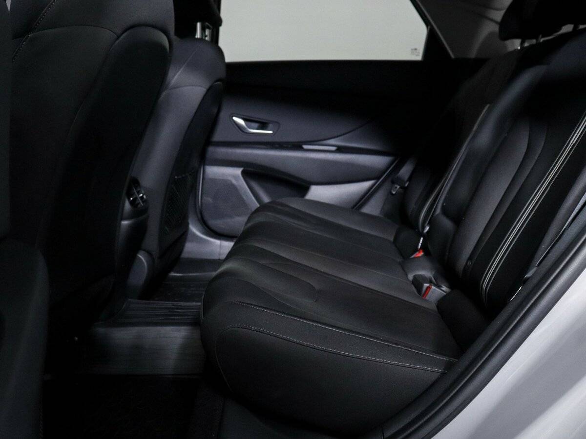 Hyundai Elantra б/у, 2021, Автоматическая. Фото: #5