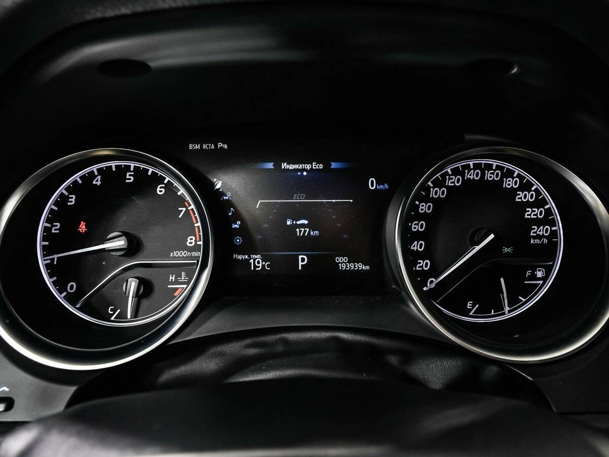 Toyota Camry б/у, 2019, Автоматическая. Фото: #9