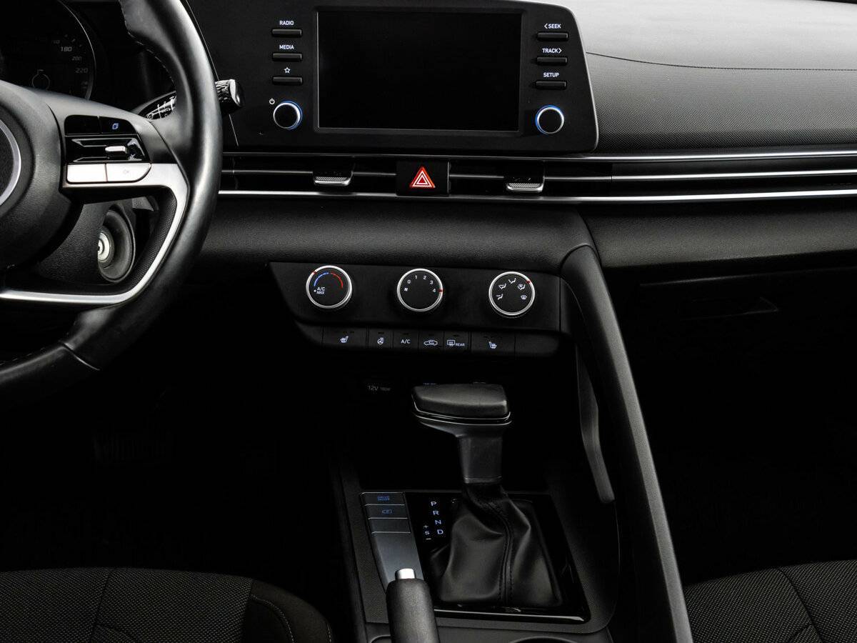Hyundai Elantra б/у, 2021, Автоматическая. Фото: #15