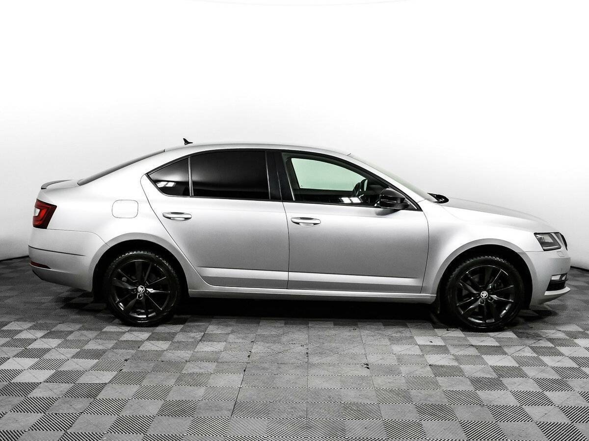 Skoda Octavia б/у, 2017, Роботизированная. Фото: #3