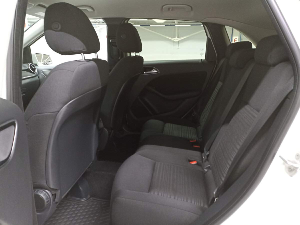 Mercedes-Benz B-Класс б/у, 2015, Роботизированная. Фото: #11