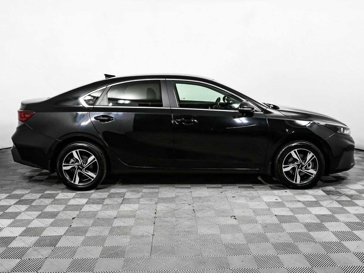 Kia Cerato б/у, 2022, Автоматическая. Фото: #3