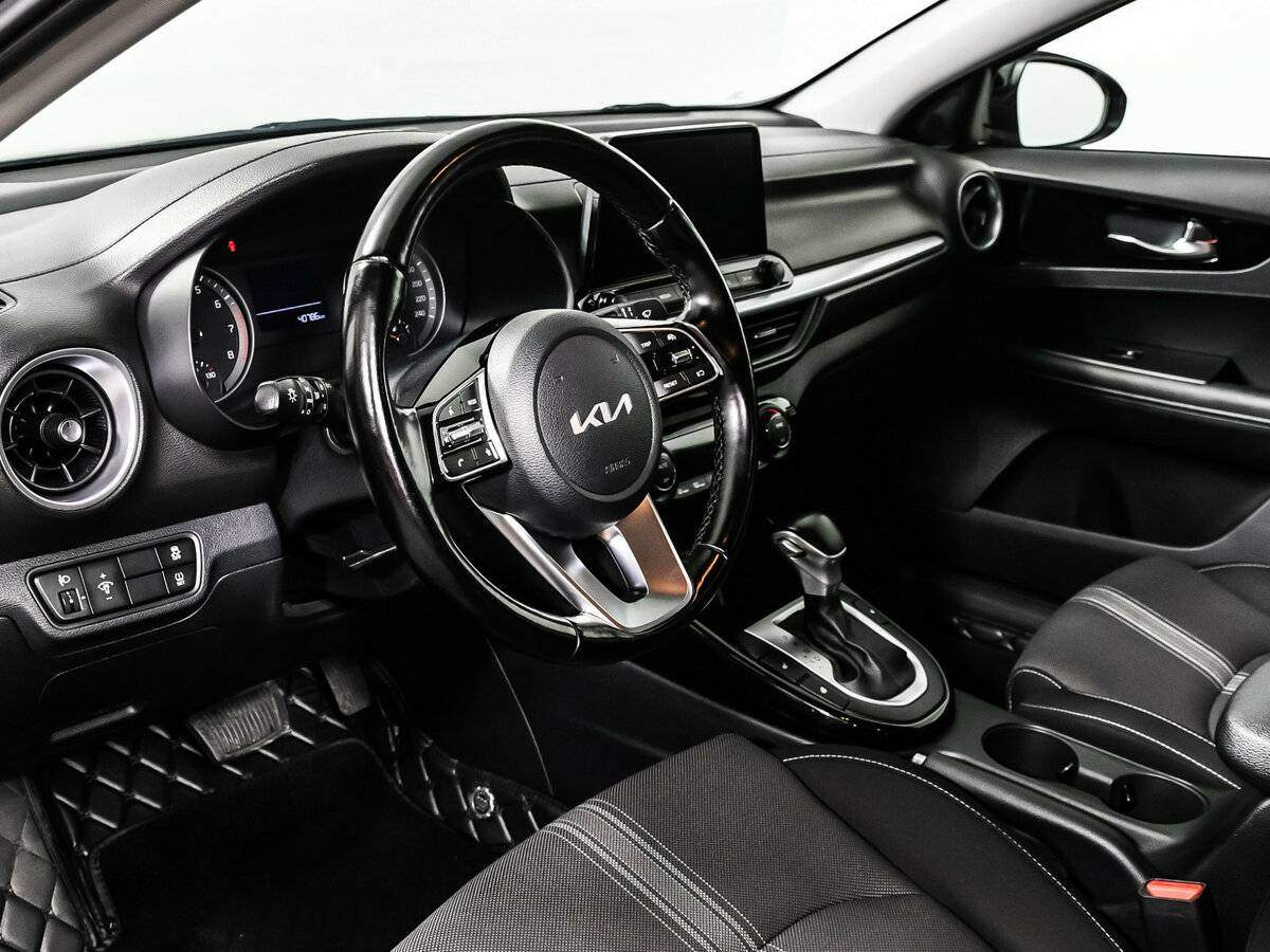 Kia Cerato б/у, 2022, Автоматическая. Фото: #11