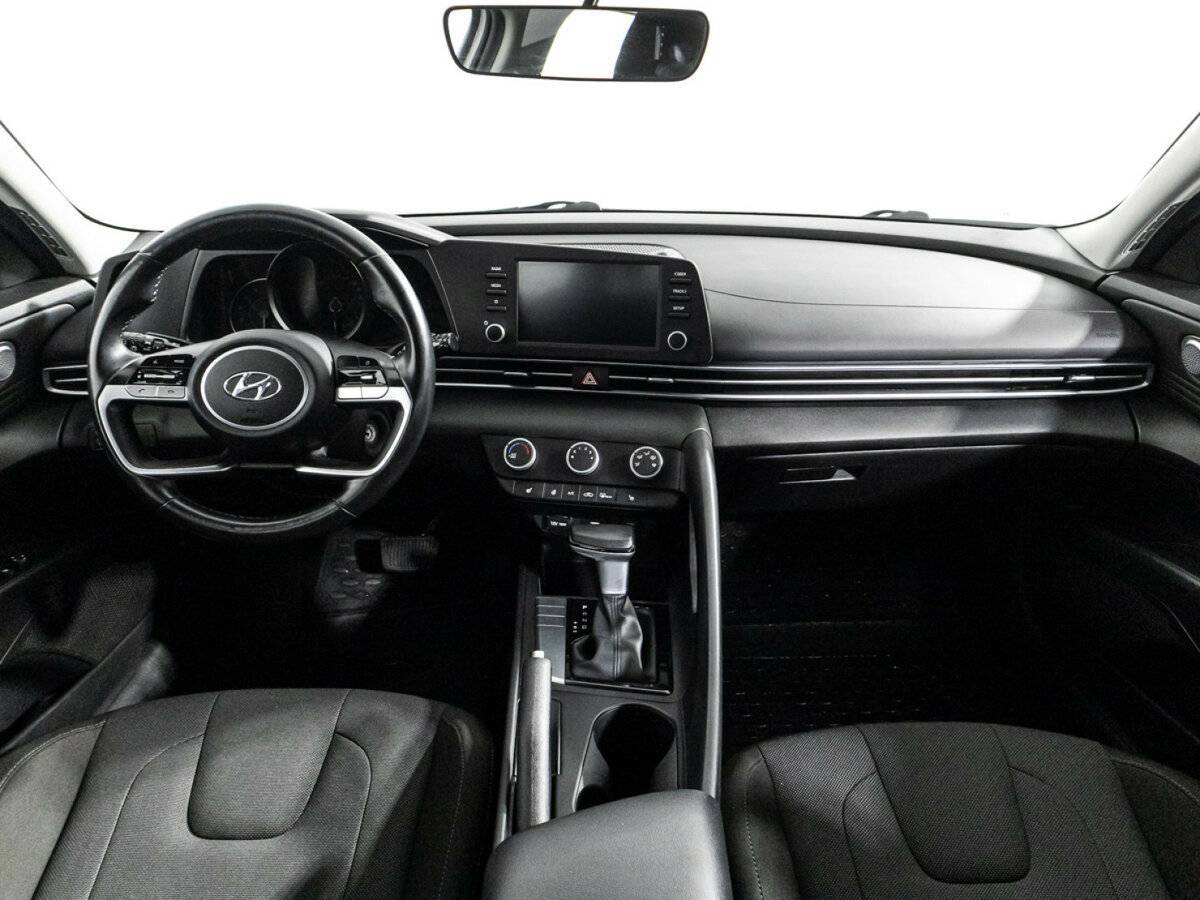 Hyundai Elantra б/у, 2021, Автоматическая. Фото: #12