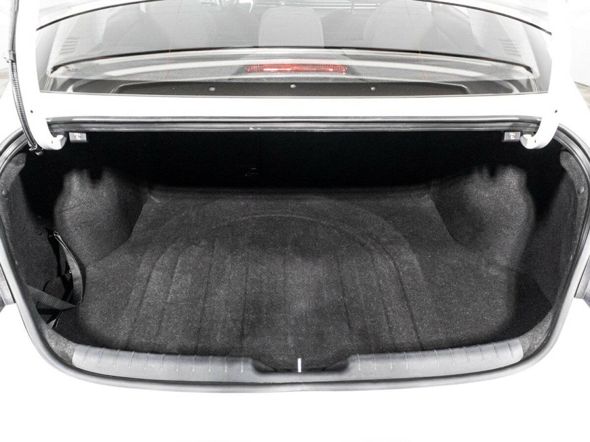 Hyundai Elantra б/у, 2021, Автоматическая. Фото: #14