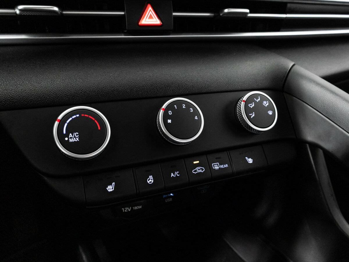 Hyundai Elantra б/у, 2021, Автоматическая. Фото: #16