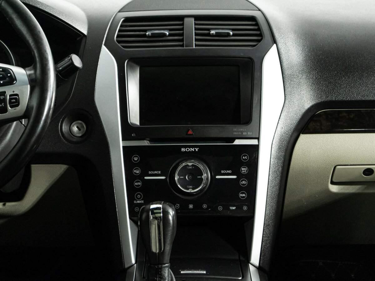 Ford Explorer б/у, 2012, Автоматическая. Фото: #11