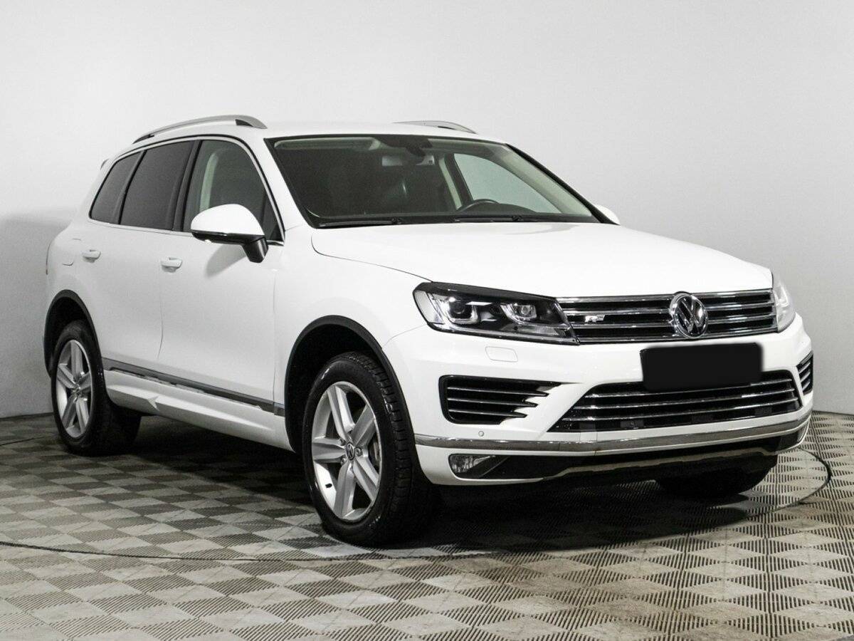 Volkswagen Touareg б/у, 2015, Автоматическая. Фото: #2