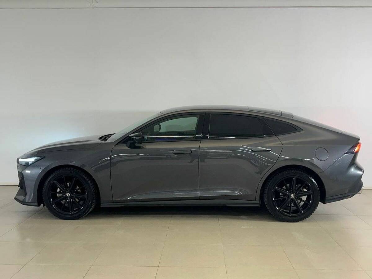 Changan UNI-V б/у, 2023, Роботизированная. Фото: #3