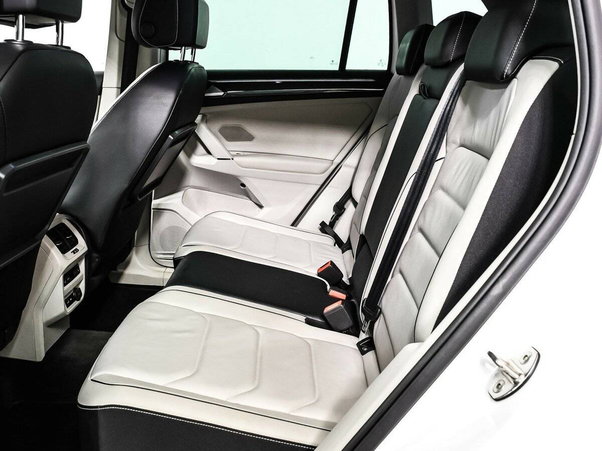 Volkswagen Tiguan б/у, 2018, Роботизированная. Фото: #11