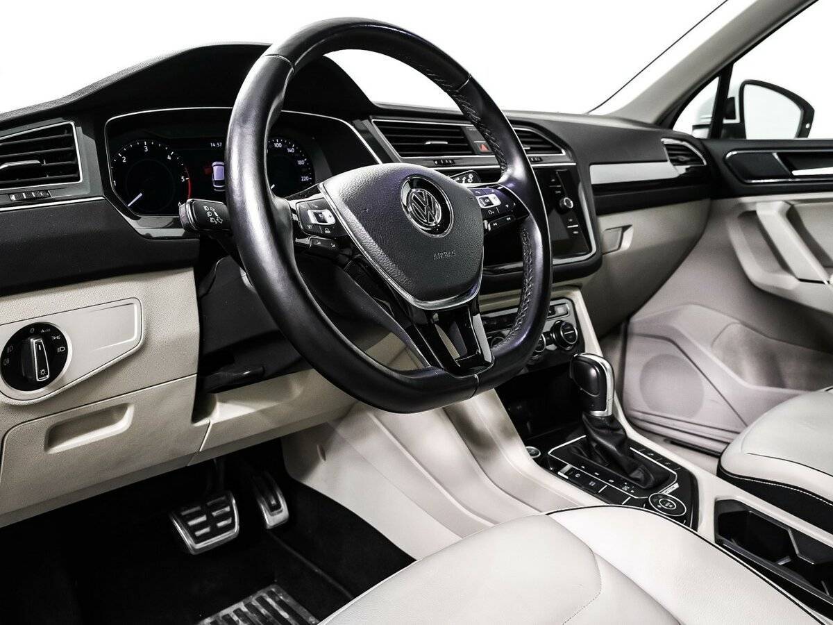 Volkswagen Tiguan б/у, 2018, Роботизированная. Фото: #12