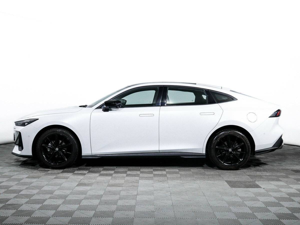 Changan UNI-V б/у, 2023, Роботизированная. Фото: #7