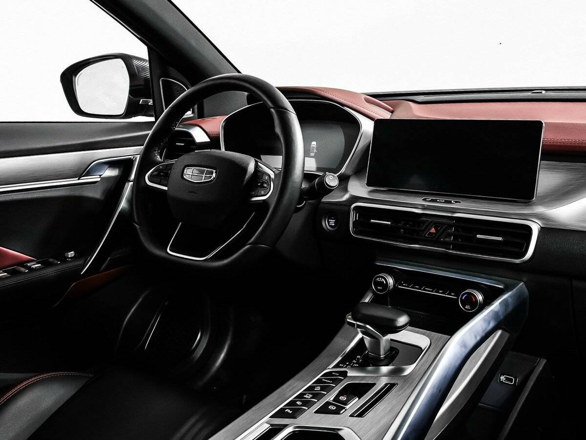 Geely Coolray б/у, 2023, Роботизированная. Фото: #8