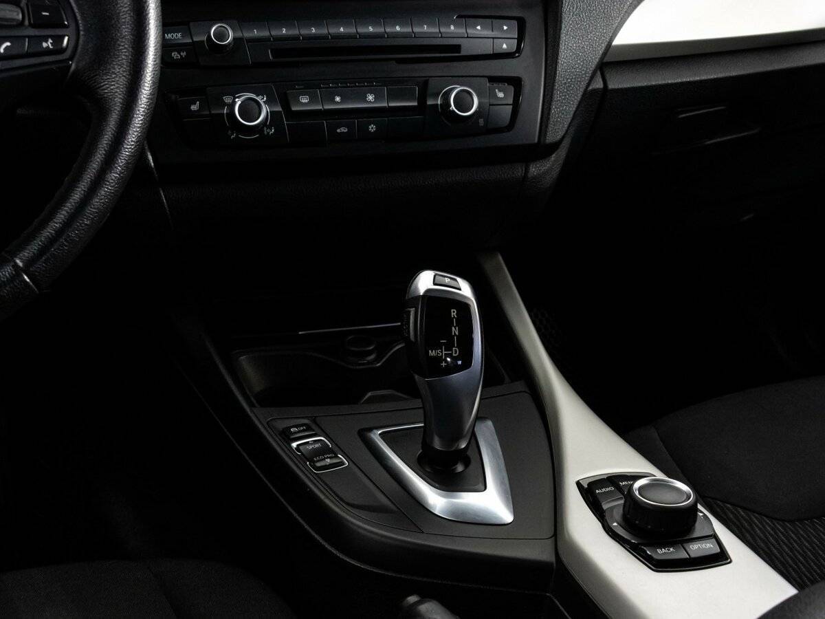 BMW 1 серии б/у, 2012, Автоматическая. Фото: #11