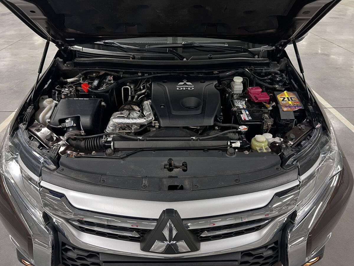 Mitsubishi Pajero Sport б/у, 2018, Автоматическая. Фото: #8