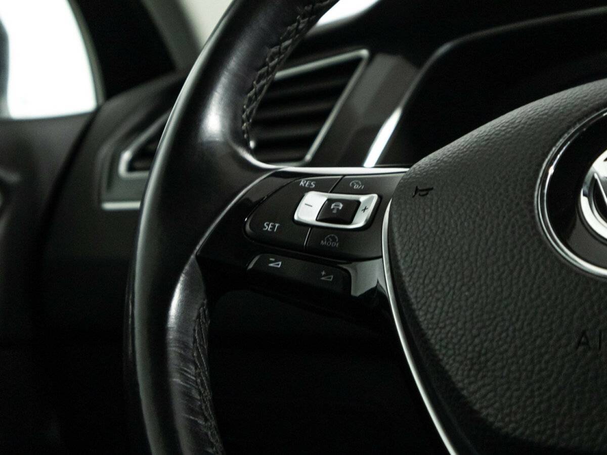 Volkswagen Tiguan б/у, 2018, Роботизированная. Фото: #23