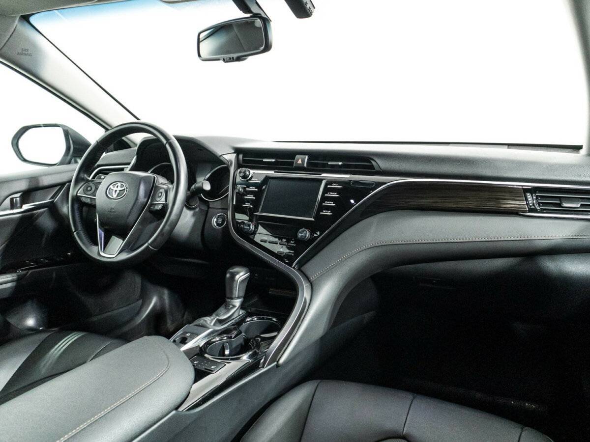 Toyota Camry б/у, 2020, Автоматическая. Фото: #8