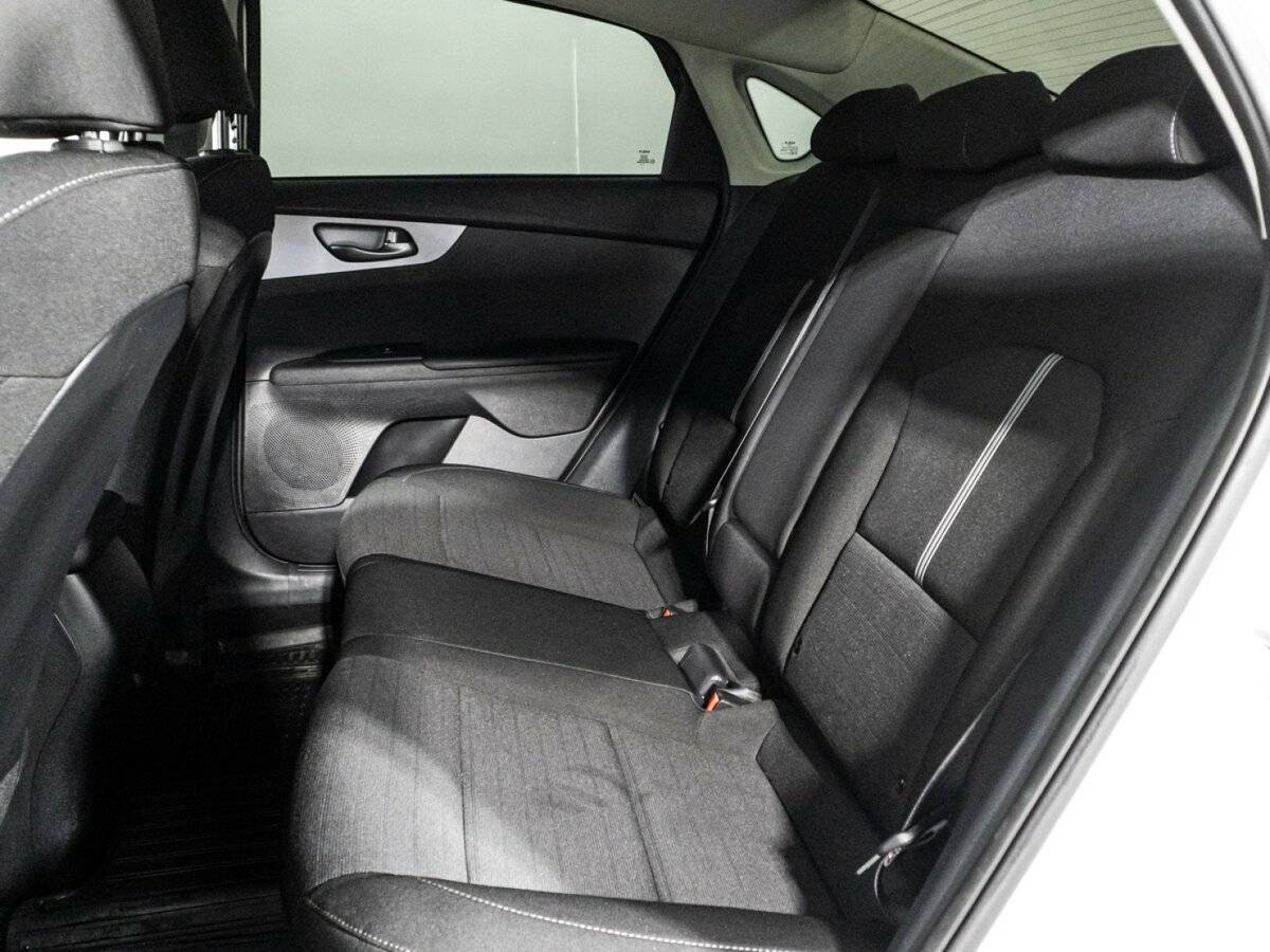 Kia Cerato б/у, 2021, Автоматическая. Фото: #9