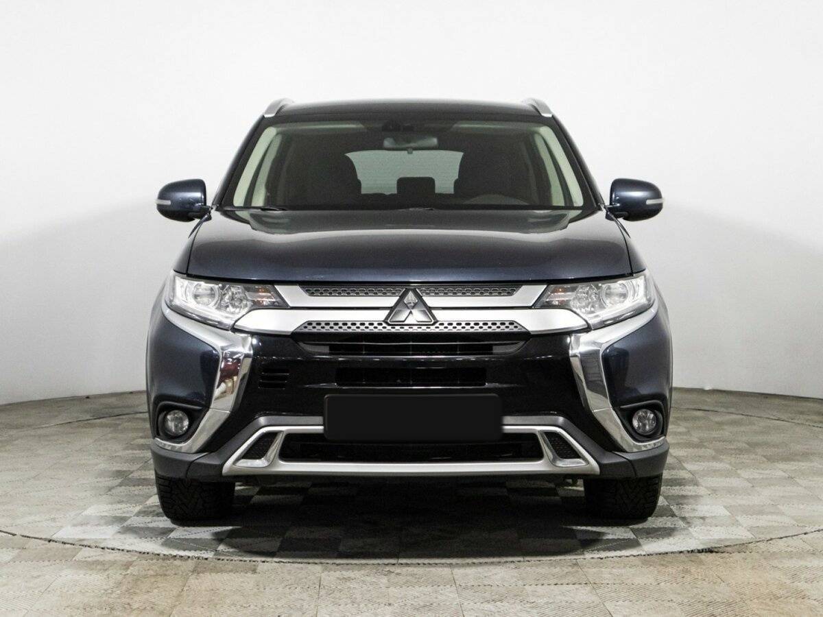 Mitsubishi Outlander б/у, 2018, Вариатор. Фото: #1