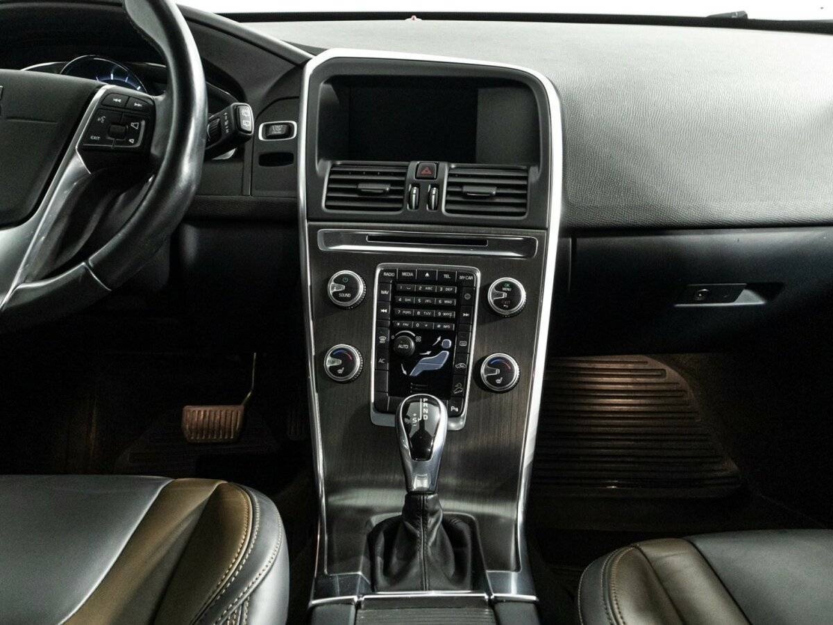 Volvo XC60 б/у, 2014, Автоматическая. Фото: #14
