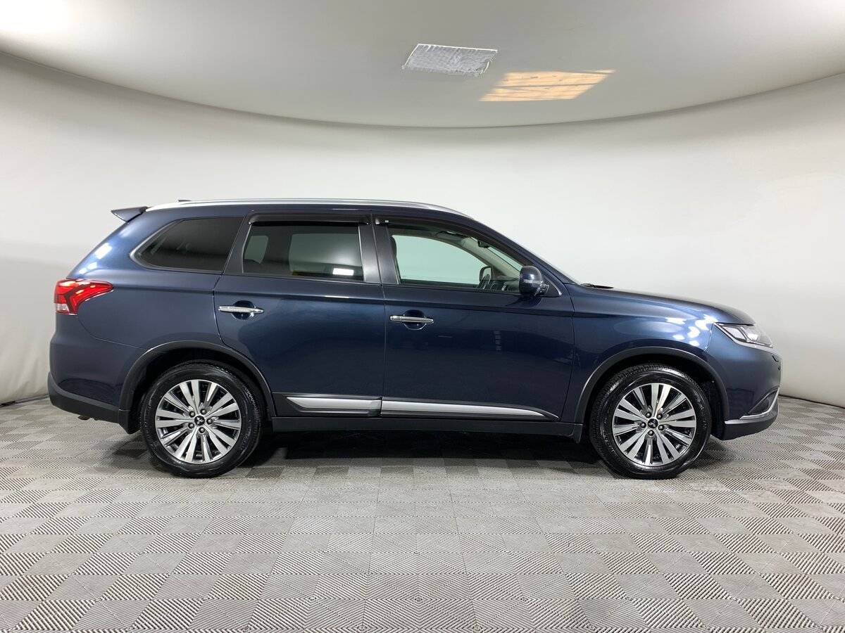 Mitsubishi Outlander б/у, 2020, Вариатор. Фото: #3