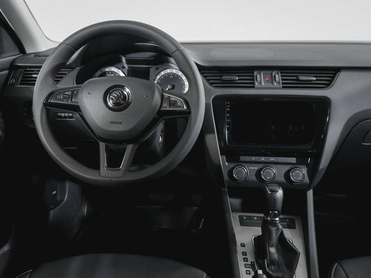 Skoda Octavia б/у, 2023, Автоматическая. Фото: #8