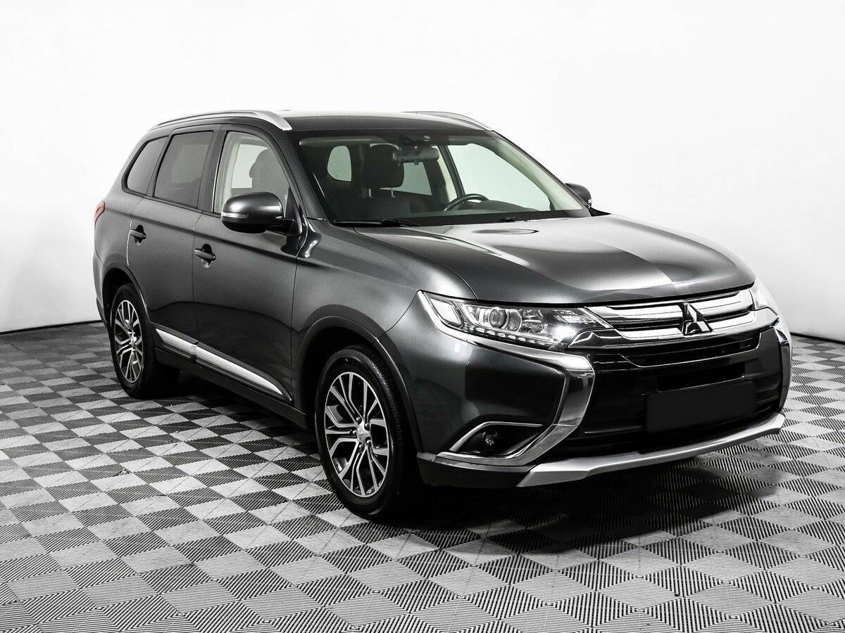 Mitsubishi Outlander б/у, 2018, Вариатор. Фото: #2