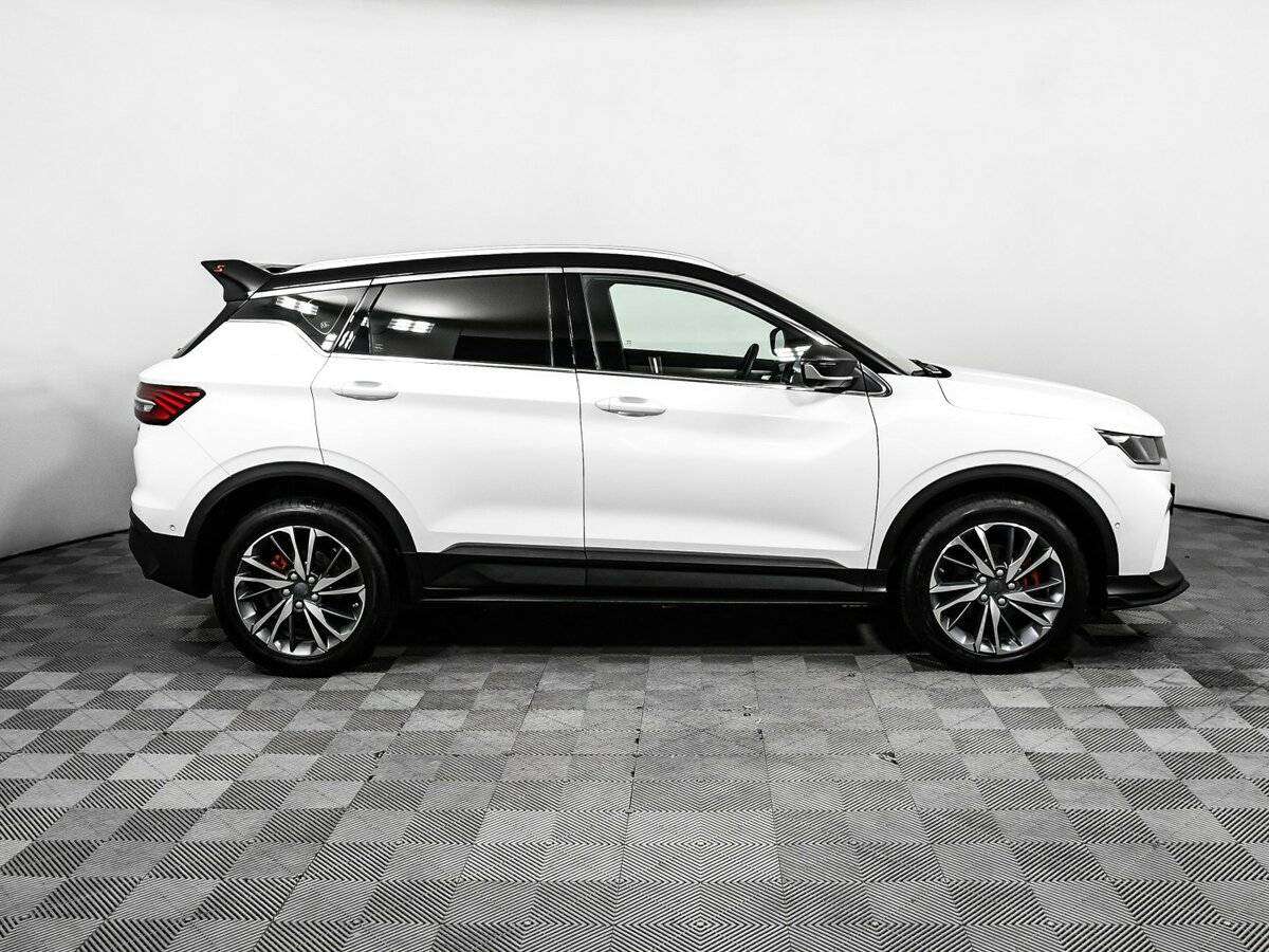 Geely Coolray б/у, 2023, Роботизированная. Фото: #3