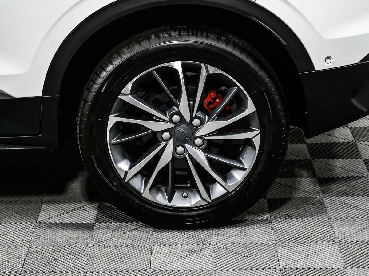 Geely Coolray б/у, 2023, Роботизированная. Фото: #13