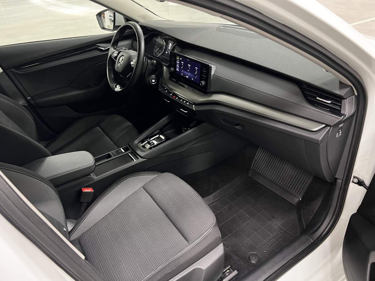 Skoda Octavia б/у, 2020, Автоматическая. Фото: #10