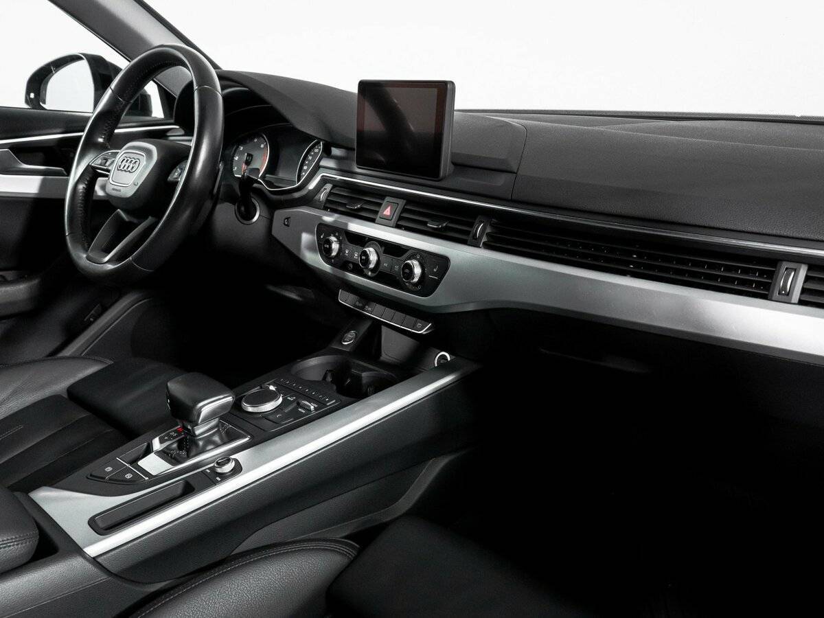 Audi A4 б/у, 2017, Роботизированная. Фото: #8