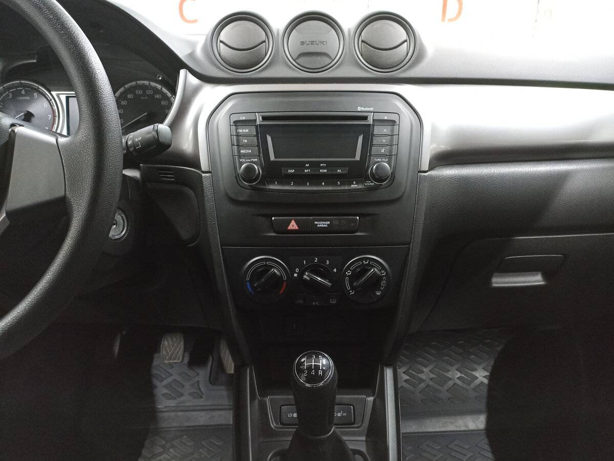 Suzuki Vitara б/у, 2021, Механическая. Фото: #14