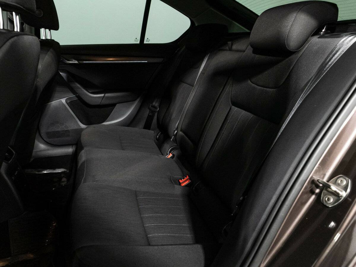 Skoda Octavia б/у, 2018, Роботизированная. Фото: #9