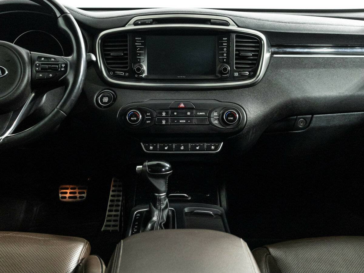 Kia Sorento б/у, 2017, Автоматическая. Фото: #13