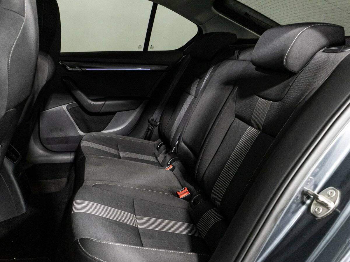 Skoda Octavia б/у, 2018, Роботизированная. Фото: #9