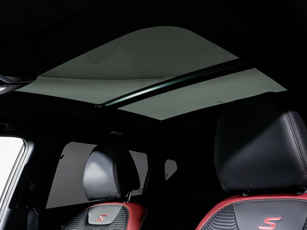 Geely Coolray б/у, 2023, Роботизированная. Фото: #20