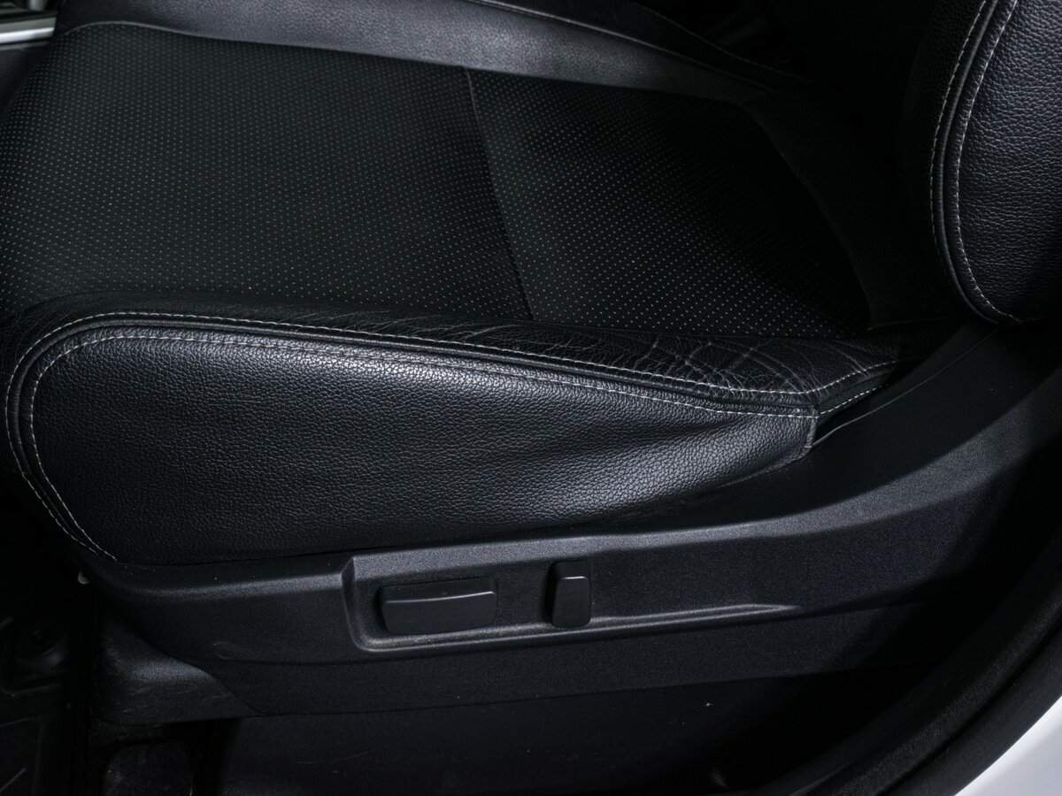 Mitsubishi Outlander б/у, 2018, Вариатор. Фото: #16