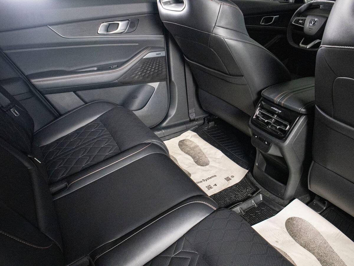 Changan UNI-K б/у, 2023, Автоматическая. Фото: #17