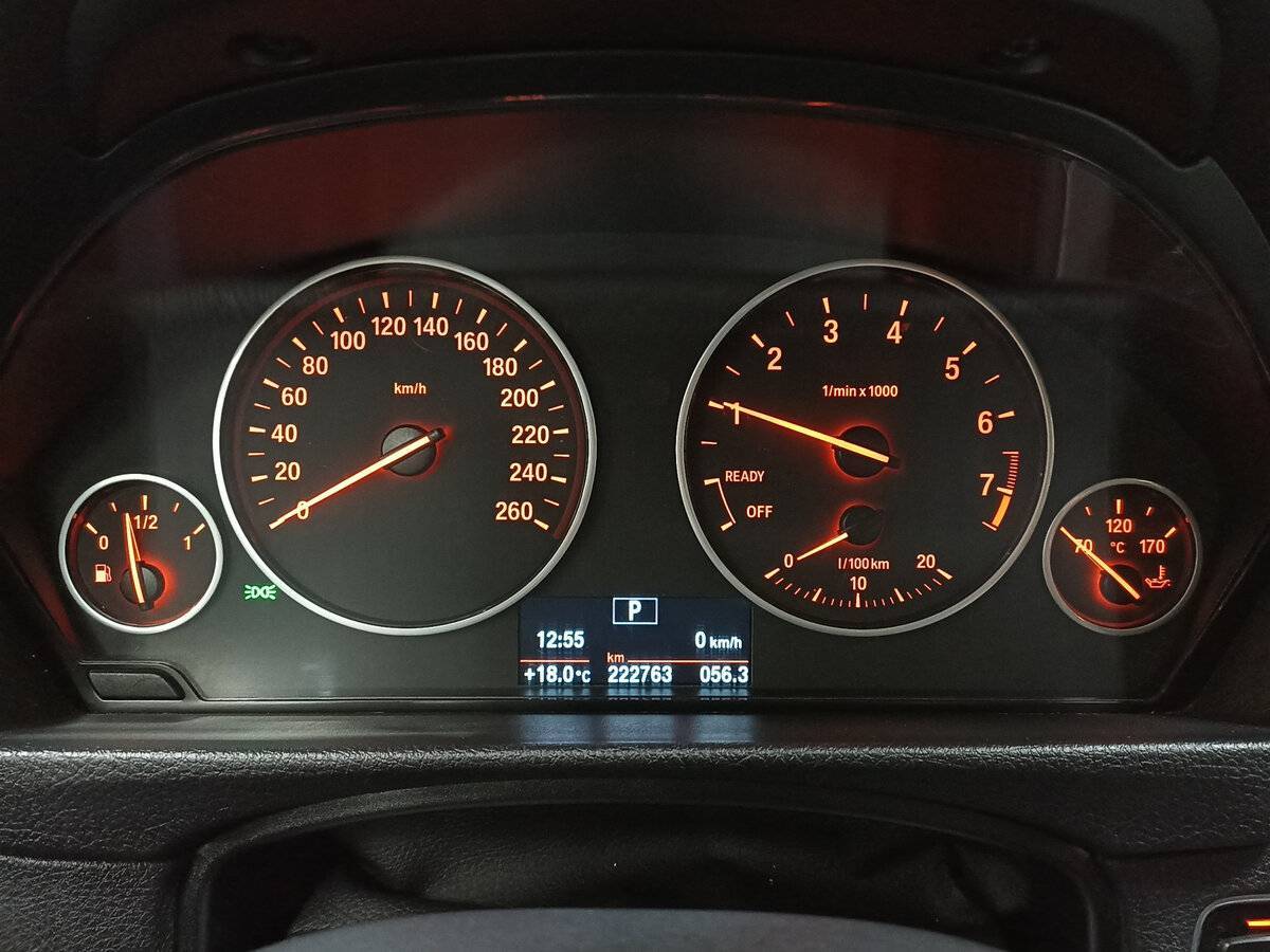 BMW 3 серии б/у, 2016, Автоматическая. Фото: #12