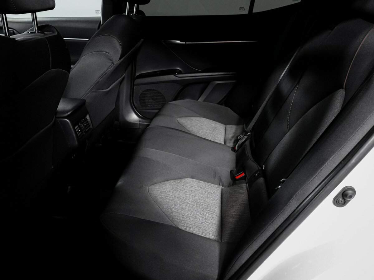 Toyota Camry б/у, 2019, Автоматическая. Фото: #9