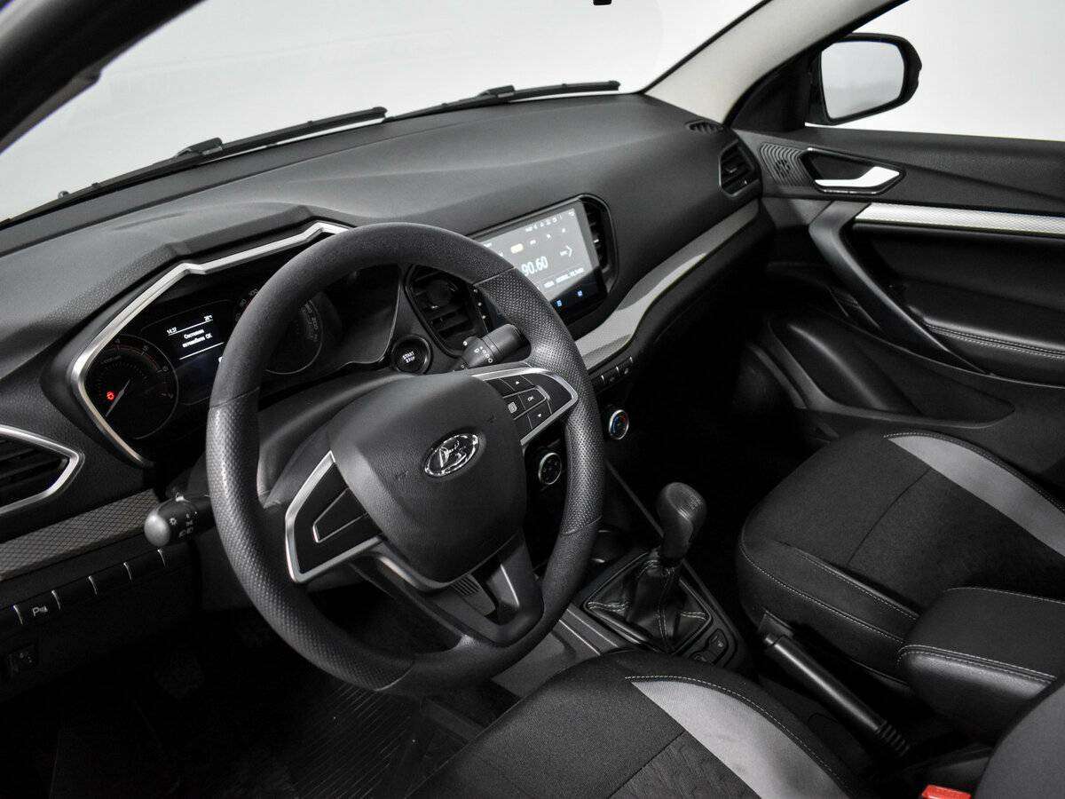 Lada (ВАЗ) Vesta б/у, 2023, Механическая. Фото: #8