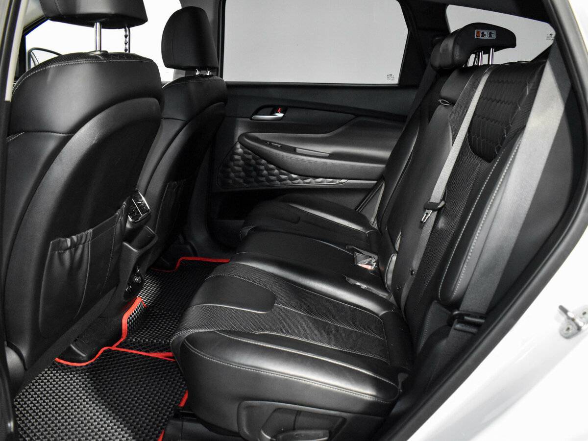 Hyundai Santa Fe б/у, 2018, Автоматическая. Фото: #12