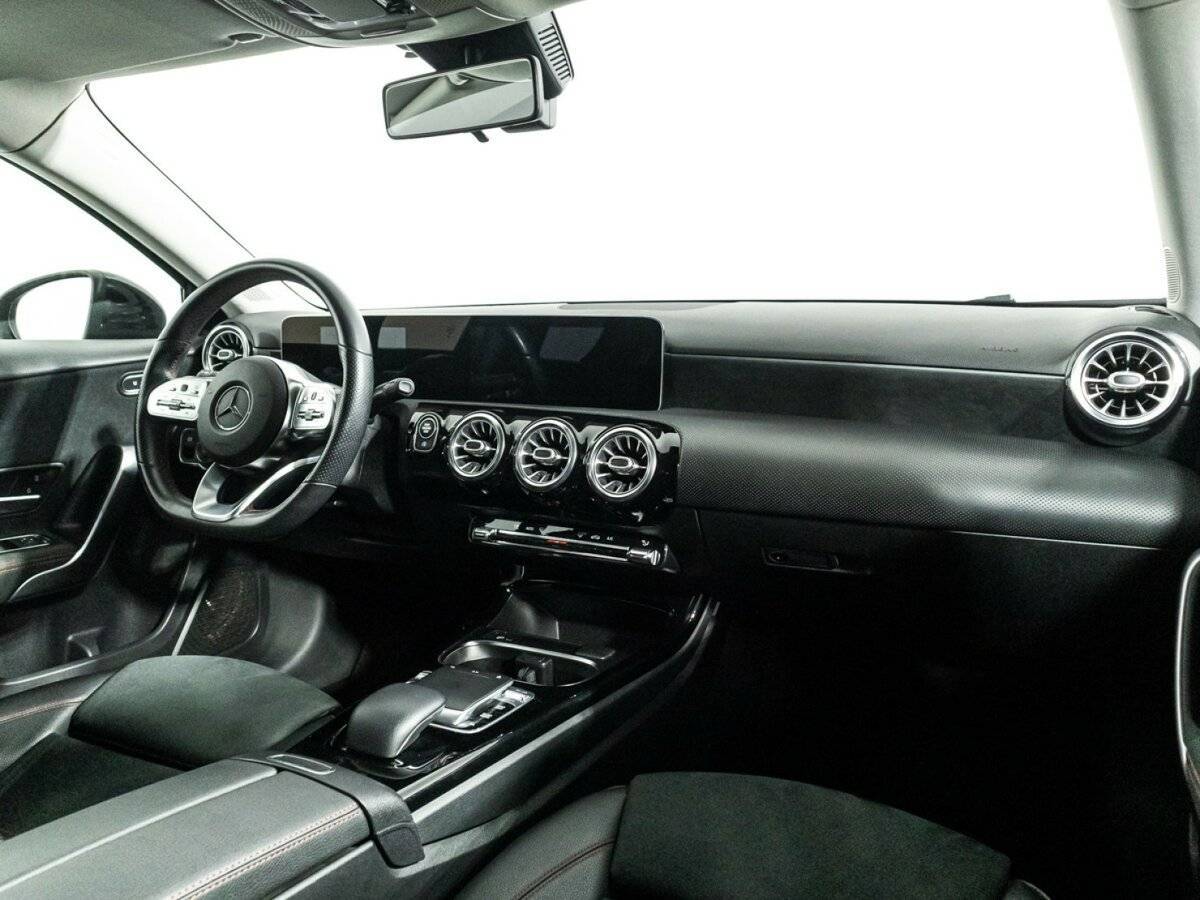 Mercedes-Benz A-Класс б/у, 2018, Роботизированная. Фото: #8
