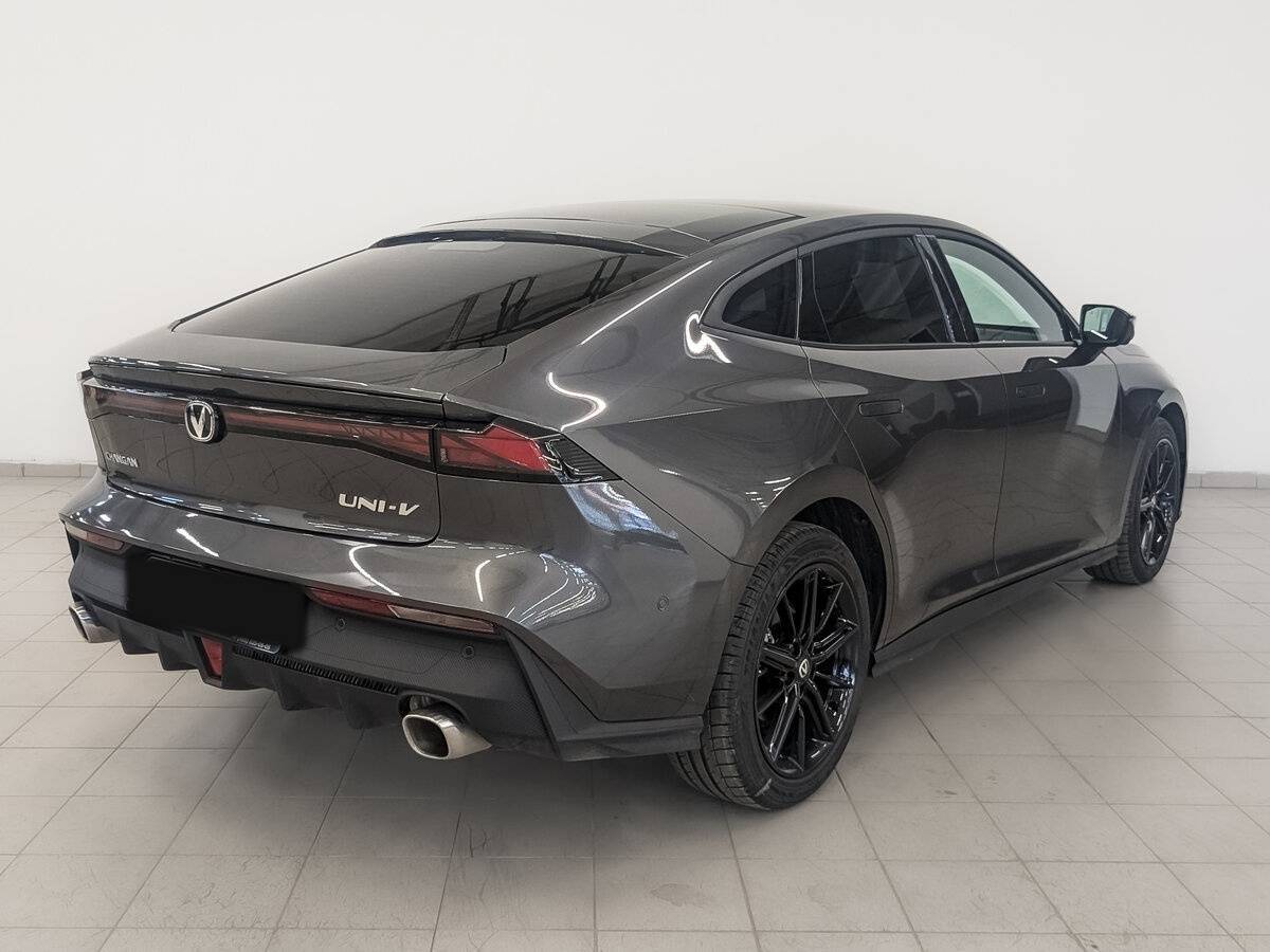 Changan UNI-V б/у, 2024, Роботизированная. Фото: #4