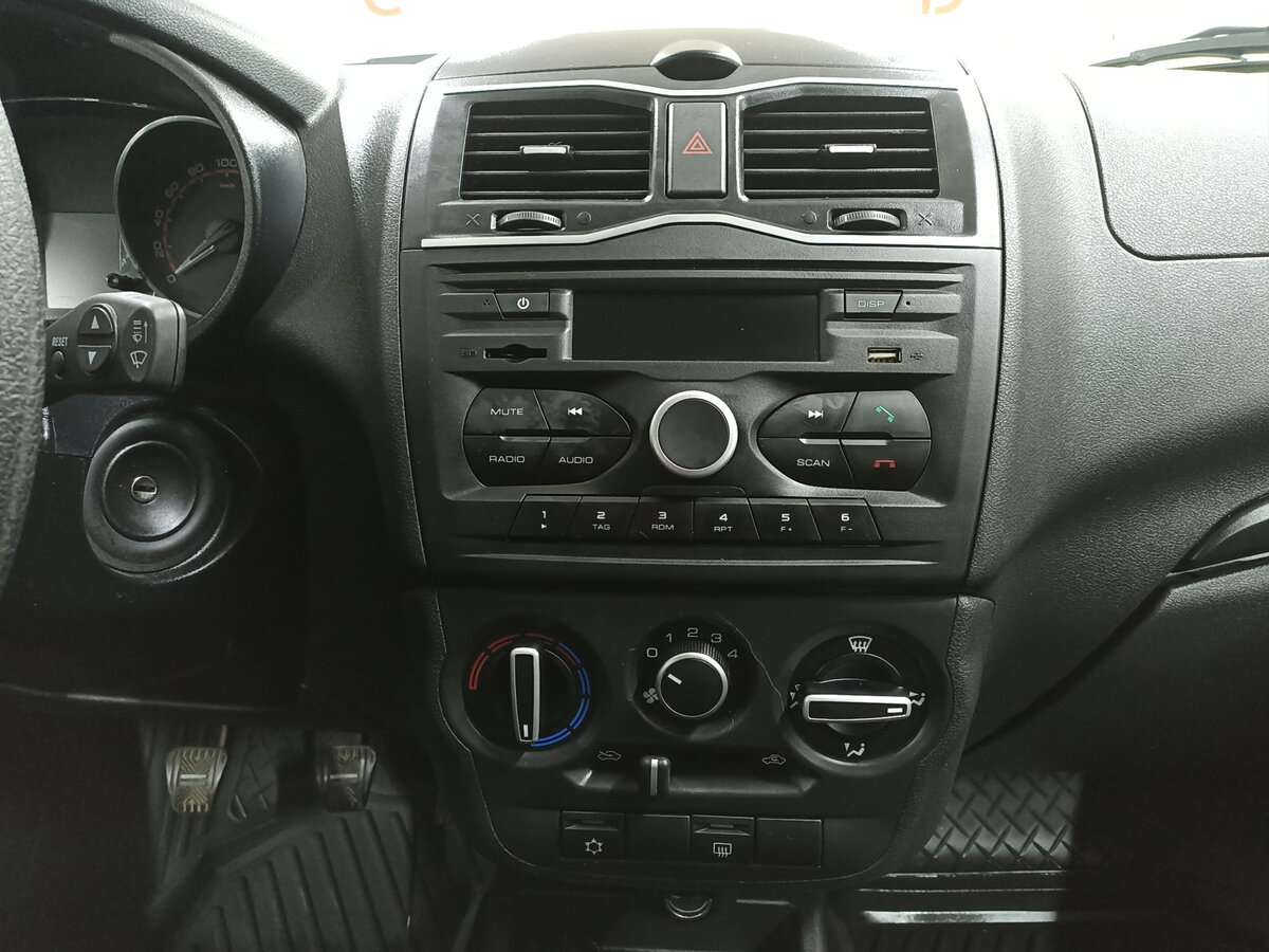 Lada (ВАЗ) Granta б/у, 2023, Механическая. Фото: #14