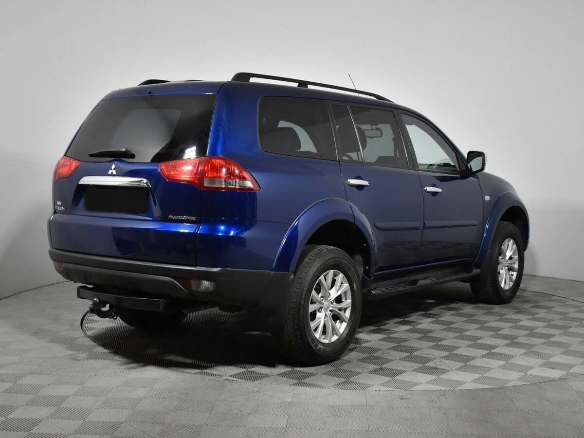 Mitsubishi Pajero Sport б/у, 2015, Автоматическая. Фото: #3