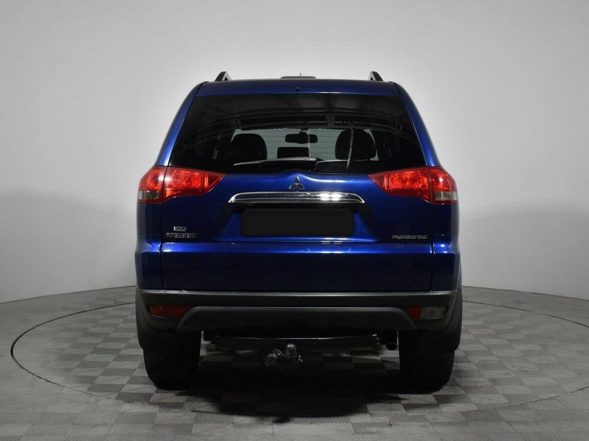 Mitsubishi Pajero Sport б/у, 2015, Автоматическая. Фото: #4