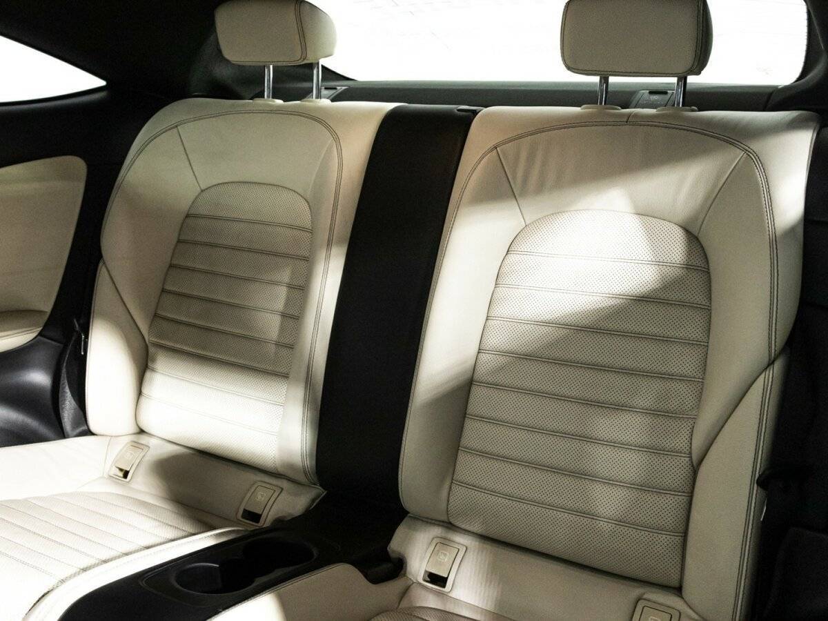 Mercedes-Benz C-Класс б/у, 2018, Автоматическая. Фото: #9