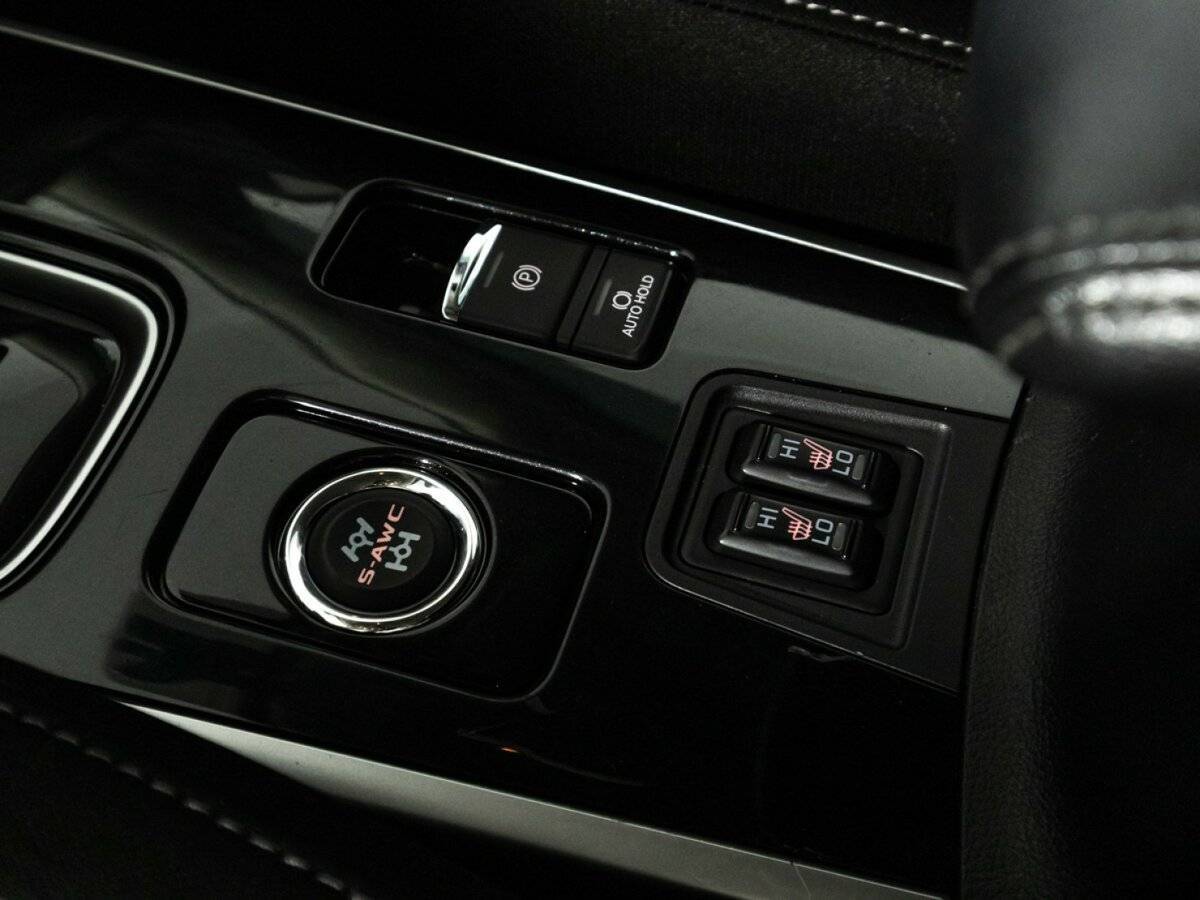 Mitsubishi Outlander б/у, 2020, Вариатор. Фото: #19
